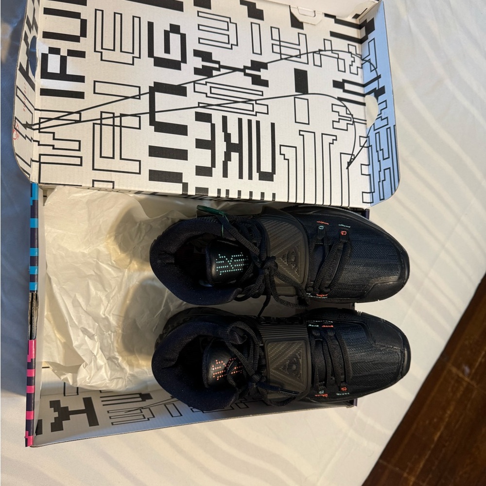 Black and Teal Athletic Sneakers - Picture 2 of 5